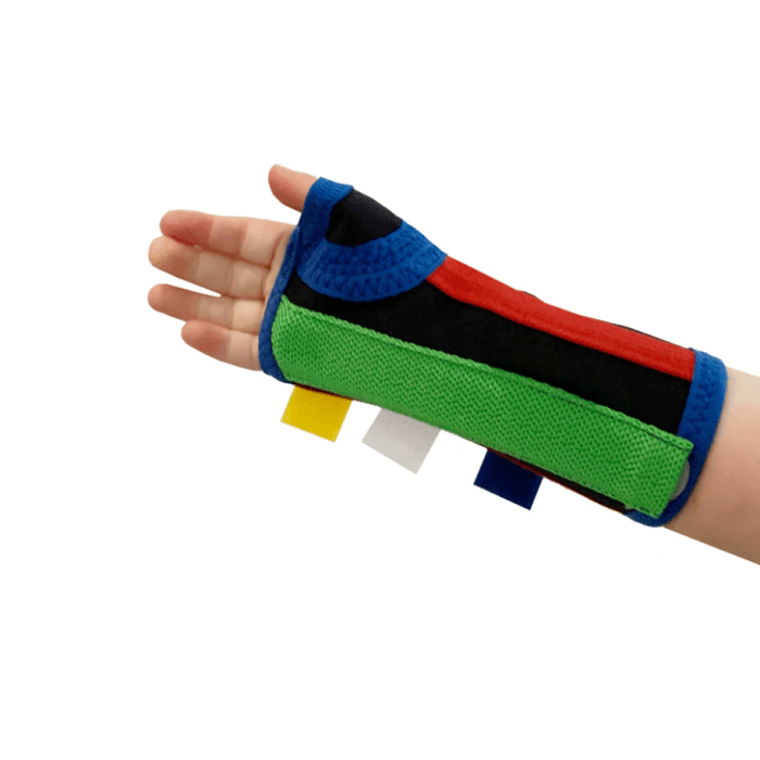 Paediatric Wrist / Thumb Splint - EXTRA Large Right 17 - 18cm